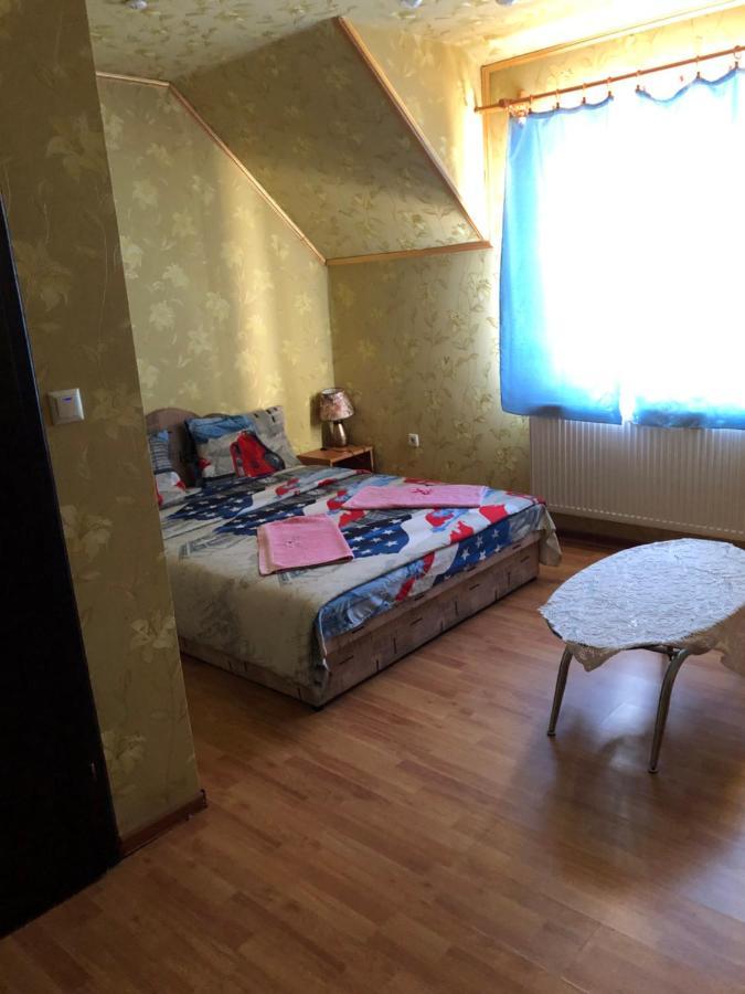 Bed and Breakfast Holiday Perekrestye Экстерьер фото